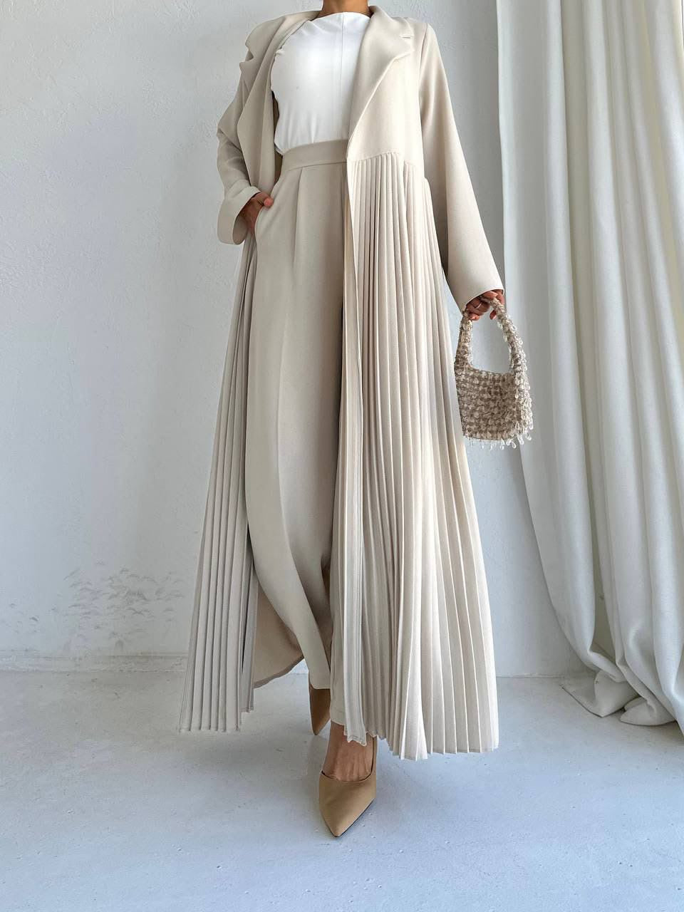 ESSENCE DRESS - MENTHOL / CREAM